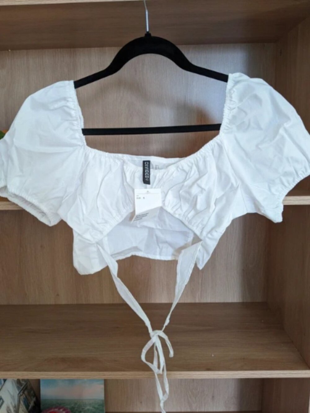 H&M White Cropped Shirt